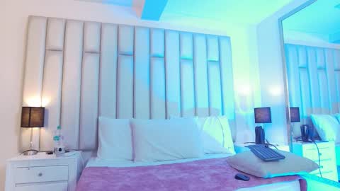 ANDREA PEREZ online show from March 13, 8:21 pm