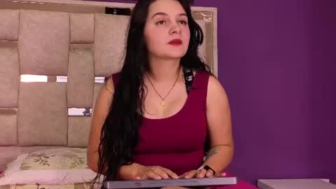 adriana_gold online show from July 22, 3:29 am