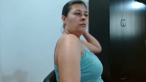 Adriana milf online show from February 18, 4:16 pm