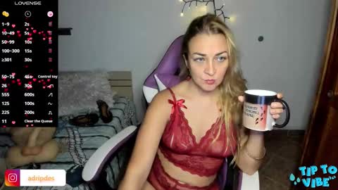 Adriana Paredes  online show from February 3, 11:59 am