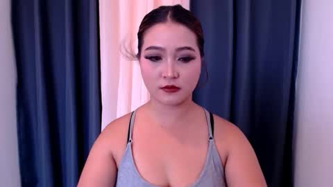 aesthellayvonne online show from March 28, 3:17 am