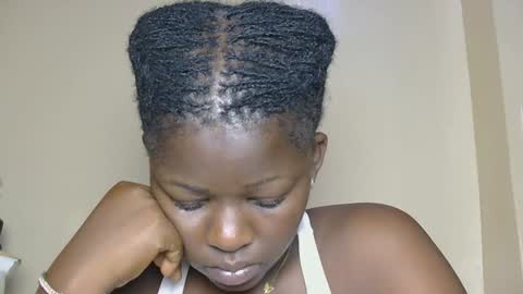 african_sluttygal online show from December 22, 3:42 am