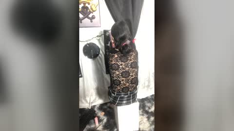 afroluz online show from April 27, 2:19 am