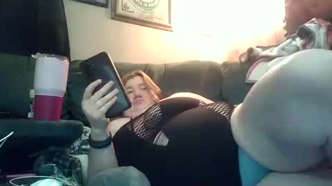 Babygirls353637 online show from April 16, 12:11 am