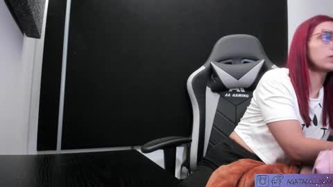 Agata Collinss online show from February 26, 9:14 pm