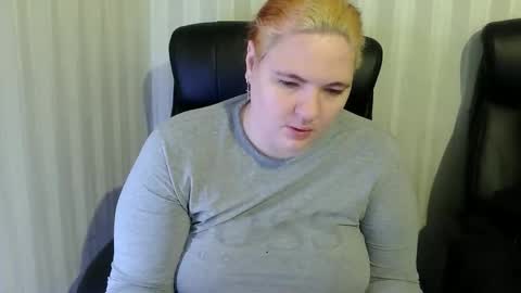 Aglaya Fame online show from December 19, 8:06 am