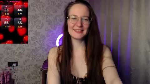 Agnes online show from March 8, 8:13 pm