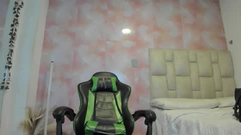 karoline  online show from March 21, 2:27 am