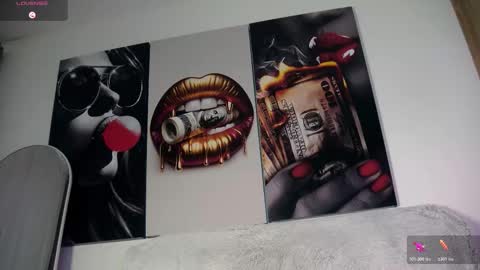 Aida  online show from November 6, 11:49 am