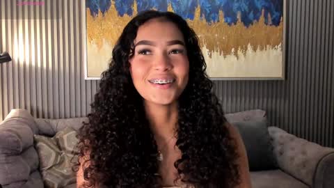 Snapshot of ailann_ chatting on January 6, 6:52 pm Alisson online show from January 6, 6:52 pm