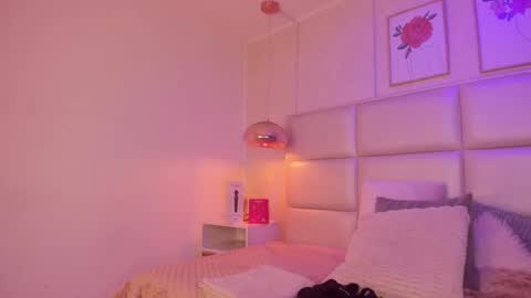 Aily Yozuko online show from February 14, 2:57 am