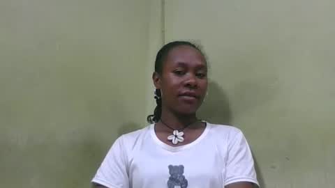 aimee982179 online show from April 9, 2:25 am