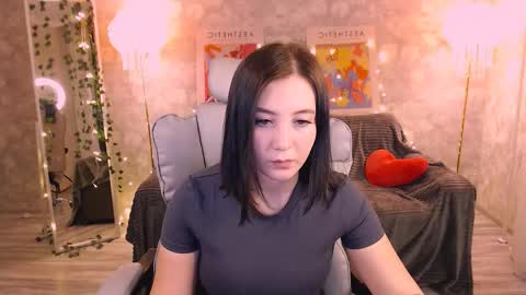 Aimee online show from March 22, 6:58 pm