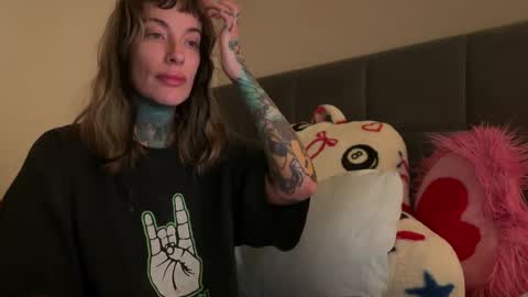 Airgead online show from April 6, 12:21 am