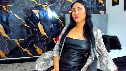 Snapshot of aisha_saleh chatting on October 14, 12:41 pm Aisha online show from October 14, 12:41 pm