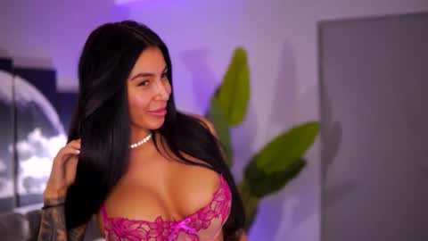 Maddy online show from November 9, 6:59 pm