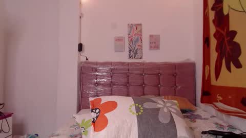 Aisha online show from February 26, 11:37 pm