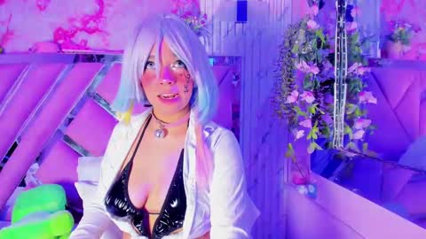 Snapshot of akane_hikari_ chatting on October 7, 5:01 am akane hikari  online show from October 7, 5:01 am