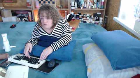 Natalie online show from October 27, 6:42 am