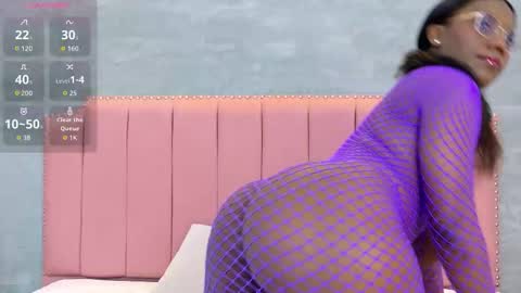 alaia_colins online show from January 16, 3:46 am