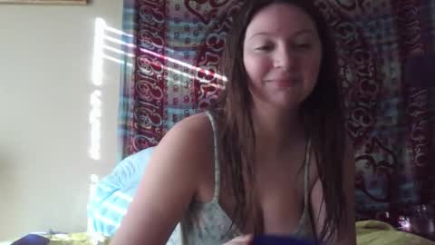 Snapshot of alaira_moon_lenai chatting on January 2, 8:57 pm Alaira Moon online show from January 2, 8:57 pm