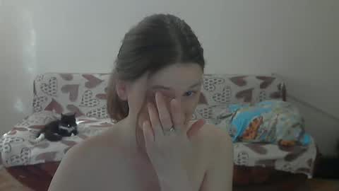 Anna online show from March 6, 7:57 am