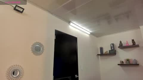 Maeve  online show from December 19, 10:45 am