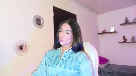 Maeve  online show from January 16, 11:28 am