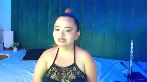 ALANA PETITE online show from July 9, 11:28 pm