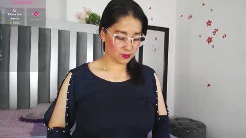 Snapshot of alana_steel_1 chatting on October 23, 12:00 pm Alana online show from October 23, 12:00 pm