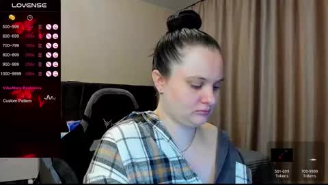 Julia online show from December 16, 1:00 am