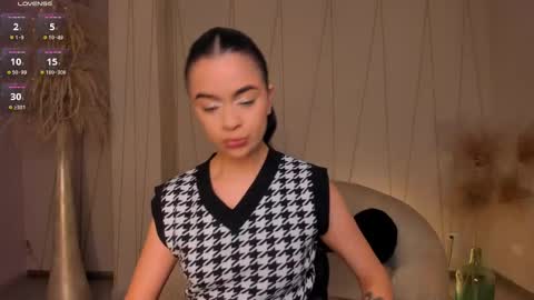 Alana online show from October 4, 12:22 pm