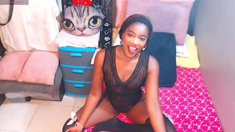 Alanalaurent15 online show from April 20, 3:26 pm