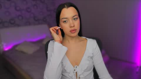 alanamell online show from February 23, 2:14 am