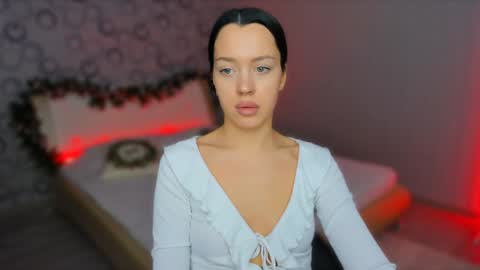 alanamell online show from December 23, 6:16 pm