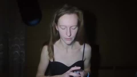 Snapshot of alane26 chatting on March 6, 8:16 pm Elisa online show from March 6, 8:16 pm