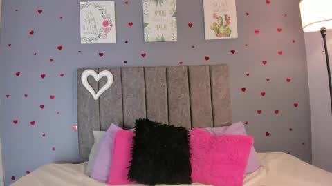 Alanna  online show from April 19, 12:27 pm