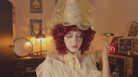 Alaska Grace       online show from February 6, 5:35 am