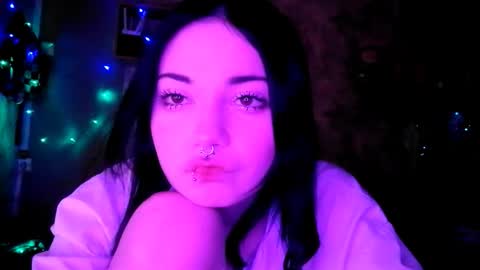 Snapshot of alberthamazierski chatting on October 23, 5:52 pm Im Katrina online show from October 23, 5:52 pm