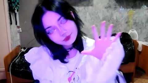 Snapshot of alberthamazierski chatting on October 22, 5:51 pm Im Katrina online show from October 22, 5:51 pm