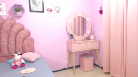 aldana_stone online show from January 7, 2:10 am