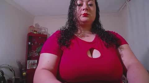 Snapshot of aleia_taylor chatting on October 8, 5:34 am aleia taylor online show from October 8, 5:34 am
