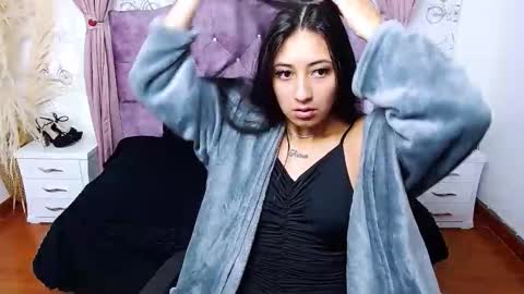 Snapshot of alejandracastr chatting on October 19, 11:34 am ALEJANDRA online show from October 19, 11:34 am