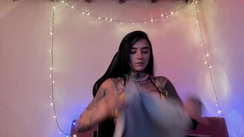 Snapshot of alessafrost_ chatting on January 23, 11:48 pm Onlyfans Babykarma6 online show from January 23, 11:48 pm