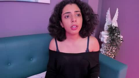 alessiia__ online show from January 8, 3:21 am