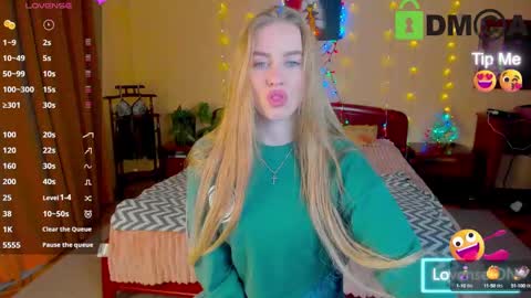 Snapshot of alexa_glory chatting on December 21, 3:09 pm Alexa online show from December 21, 3:09 pm