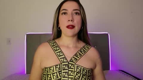 alexandraa_gomez online show from March 18, 2:05 am