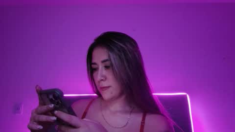 alexandraa_gomez online show from February 14, 10:45 pm