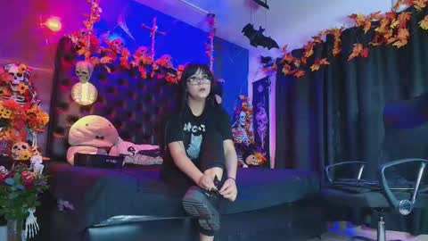 Alex online show from September 23, 8:40 pm