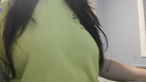 alexislove8 online show from November 9, 1:56 am